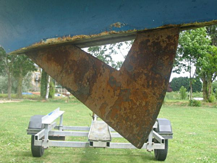 Corrosion on the keel